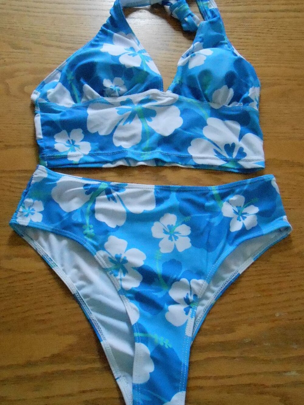 Floerns Women's Blue Green White Tropical 2 Piece Bikini Halter Bathing Suit-Med